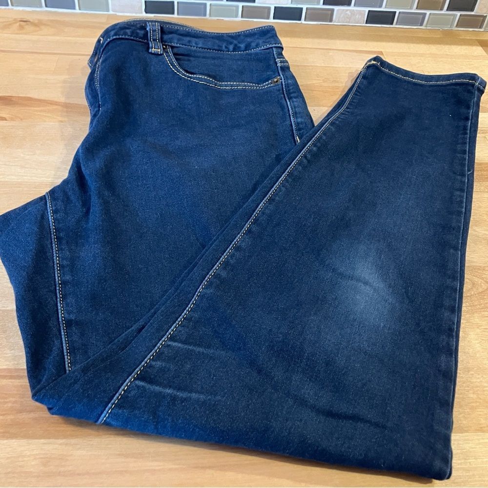 Michael Kors Izzy Skinny jeans. Dark wash, somewhat distressed. Women’s size 8. - Picture 1 of 4